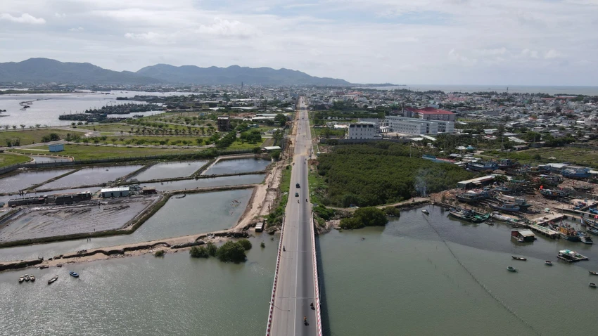 Các địa phương trong tỉnh Bà Rịa-Vũng Tàu sẽ có hạ tầng giao thông kết nối đồng bộ, hoàn chỉnh trong thời gian sắp tới. Ảnh: TK Các địa phương trong tỉnh Bà Rịa-Vũng Tàu sẽ có hạ tầng giao thông kết nối đồng bộ, hoàn chỉnh trong thời gian sắp tới. Ảnh: TK