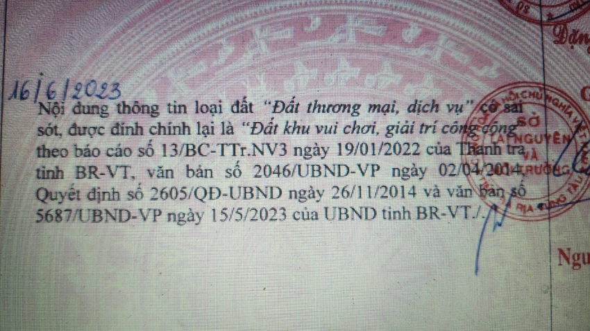 Thông tin điều chỉnh loại đất trên sổ hồng. Ảnh chụp lại: HP Thông tin điều chỉnh loại đất trên sổ hồng. Ảnh chụp lại: HP