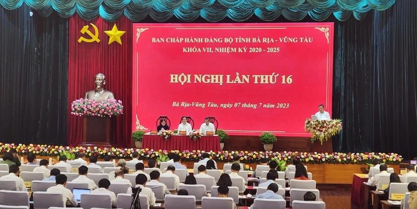 Hội nghị lần thứ 16 đánh giá tình hình thực hiện phát triển kinh tế - xã hội sáu tháng đầu năm 2023 của tỉnh Bà Rịa-Vũng Tàu. Ảnh: TK