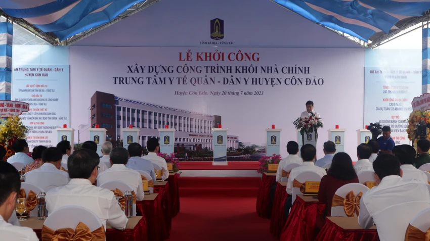 Chủ đầu tư thông tin về dự án Trung tâm Y tế Quân, Dân Y Côn Đảo. Ảnh: TK Chủ đầu tư thông tin về dự án Trung tâm Y tế Quân, Dân Y Côn Đảo. Ảnh: TK