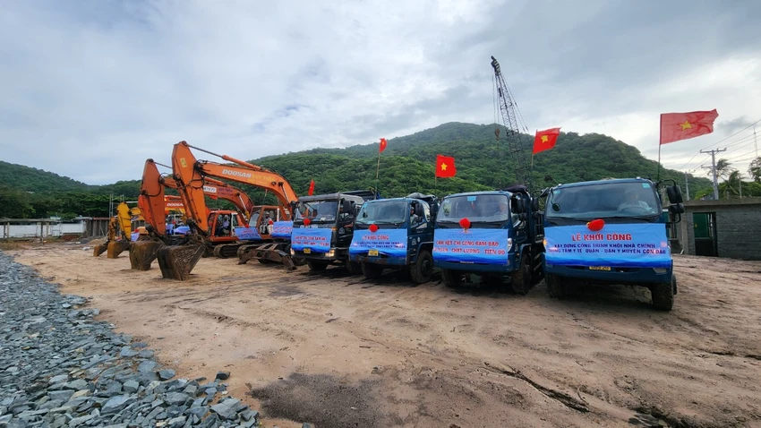 Trung tâm Y tế Quân, Dân y sau khi hoàn thành sẽ tương đương bệnh viện đa khoa hạng III, phục vụ nhu cầu khám, điều trị bệnh của quân và dân, du khách đến Côn Đảo. Ảnh: TK Trung tâm Y tế Quân, Dân y sau khi hoàn thành sẽ tương đương bệnh viện đa khoa hạng III, phục vụ nhu cầu khám, điều trị bệnh của quân và dân, du khách đến Côn Đảo. Ảnh: TK