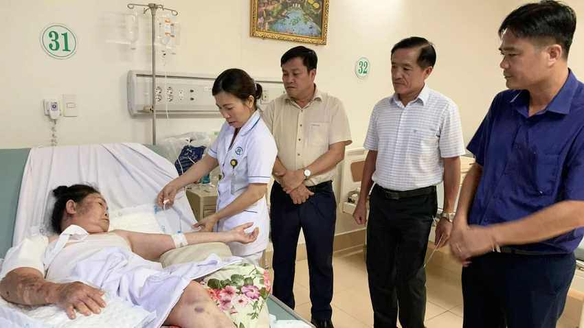 Nguoi-dan-bi-thuong-vu-chay-dam-cuoi_h2.jpg