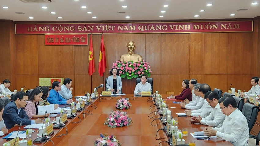Thuong-truc-ban-bi-thu.jpg
