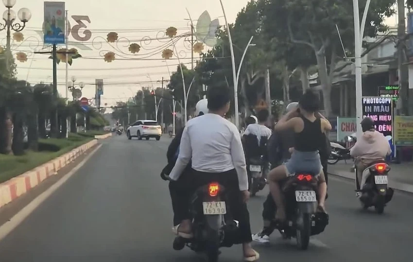 Bà Rịa- Vũng Tàu: Đề nghị xử lý 9 thanh thiếu niên từ clip chạy xe máy lạng lách, đánh võng