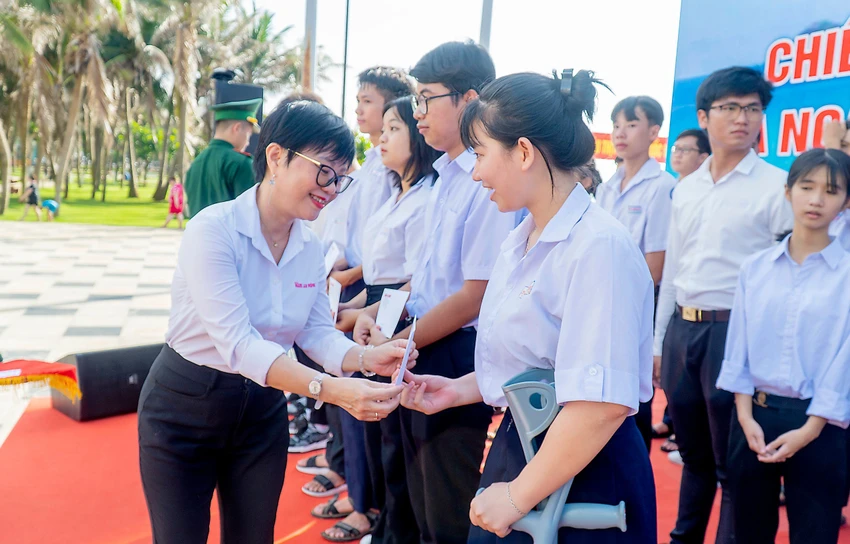 Thanh-nien-tinh-nguyen-h4.jpg