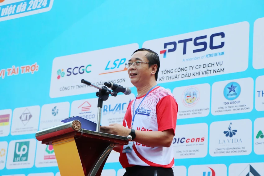 ong-Truong-Duc-Nghia.jpg