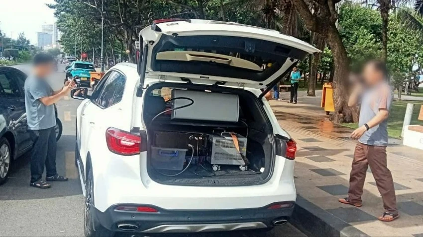 Bắt đối tượng người nước ngoài dùng xe ô tô chở thiết bị phát tán tin nhắn rác ở Vũng Tàu