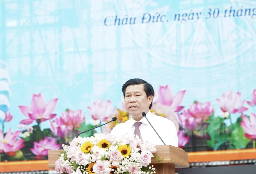 Ong-Nguyen-Van-Xinh-truong-ban-Tuyen-giao-Tinh-uy.jpg
