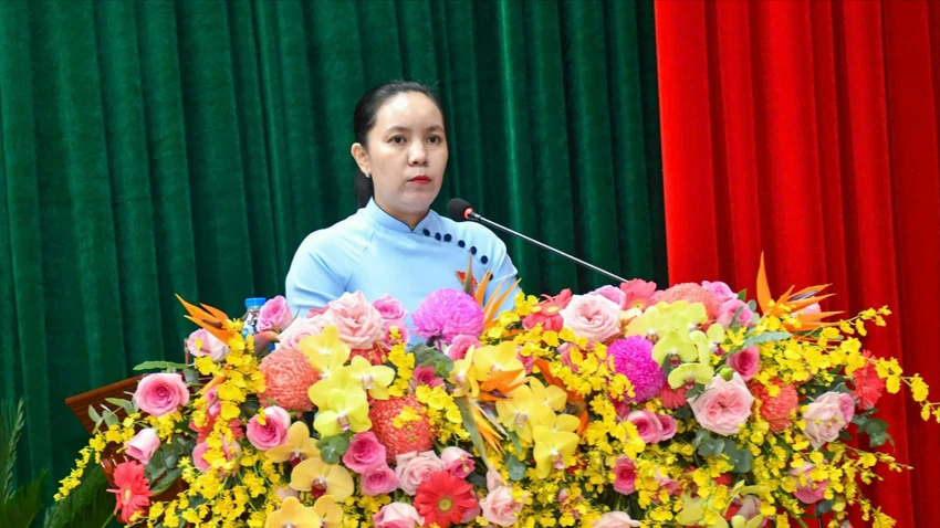 Ba-Le-Thi-Hong-Hanh.jpg