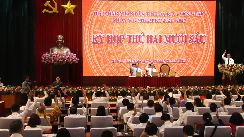 Pho-Chu-tich-HĐND-tinh-h2.JPG