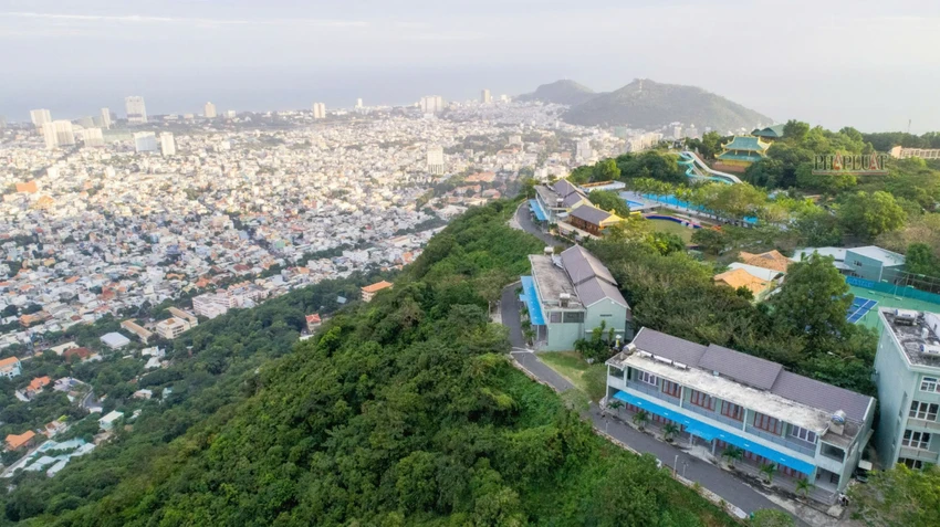 Đến Vũng Tàu dịp Lễ 30-4 vui chơi chỗ nào, đậu xe ra sao, đi vệ sinh ở đâu?