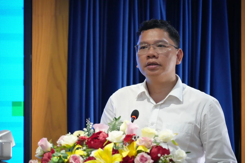 Ong-Hoang-Nguyen-Dinh.JPG