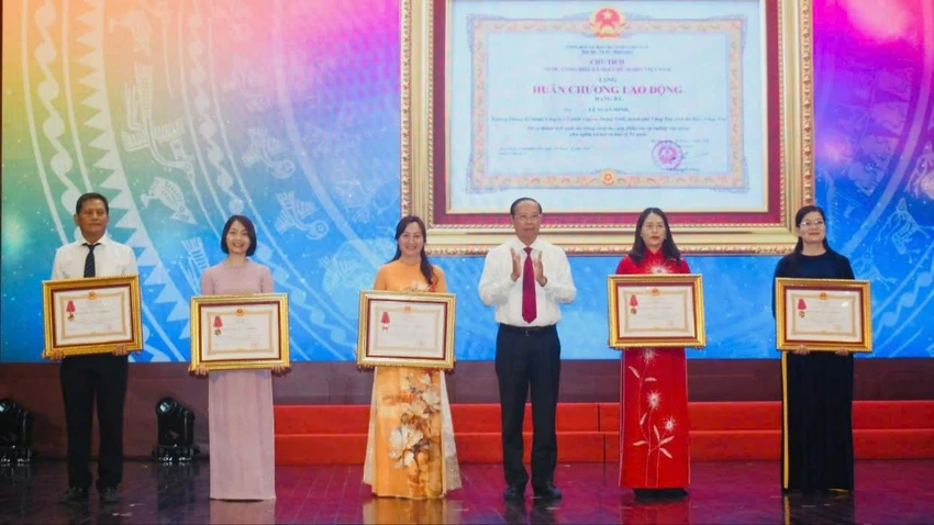 Phong-trao-thi-dua.jpg