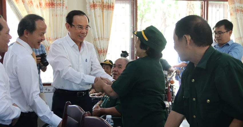 Bi-thu-Nguyen-Van-Nen-h5.JPG