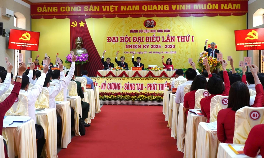 Dac-khu-Con-Dao-h3.jpg