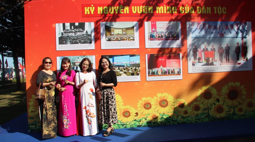 trien-lam-anh-h5.JPG