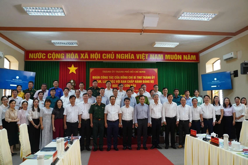 Bi-thu-Thanh-uy-Tran-Luu-Quang-h2.jpg