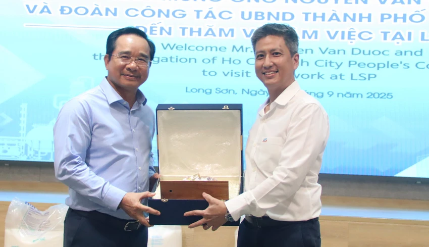 Chu-tich-UBND-Nguyen-Van-Duoc-h5.JPG
