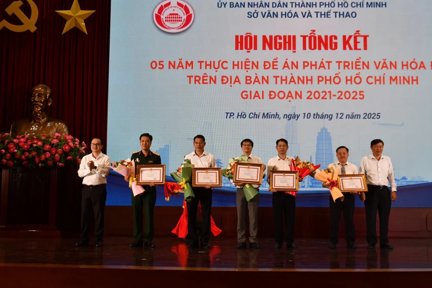 van-hoa-doc-h9.jpg