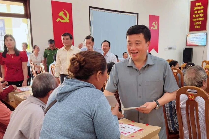 Phu-Quy-h8.jpg