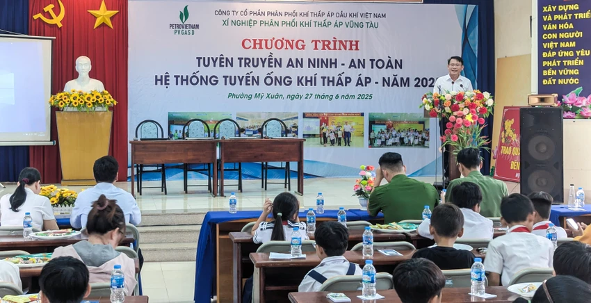 Tuyen truyen an ninh tuyen ong.jpg