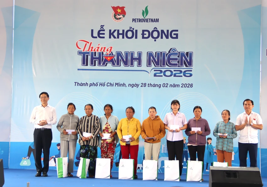 Petrovietnam-h7.JPG
