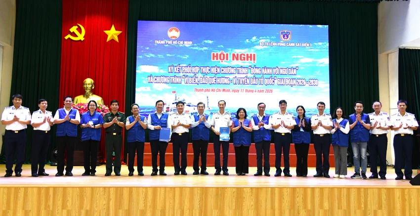 canh-sat-bien.JPG