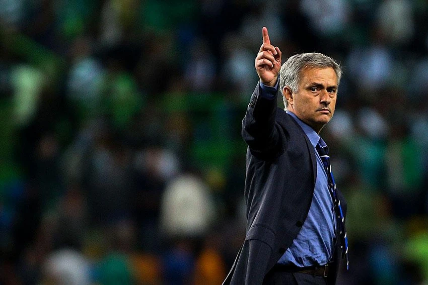 Mourinho hiện đang dẫn dắt AS Roma. Mourinho hiện đang dẫn dắt AS Roma.