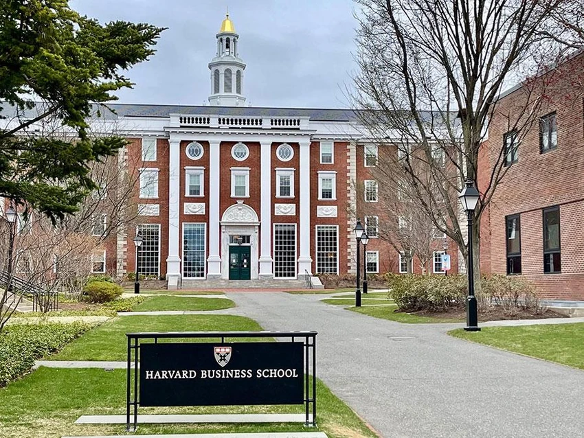 Trường Kinh doanh Harvard là trường thành viên của Đại học Harvard (Mỹ). Ảnh: FENWAY HEALTH Trường Kinh doanh Harvard là trường thành viên của Đại học Harvard (Mỹ). Ảnh: FENWAY HEALTH