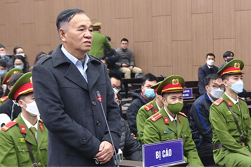 Bị cáo Trần Đình Thành tại tòa. Ảnh: CTV Bị cáo Trần Đình Thành tại tòa. Ảnh: CTV