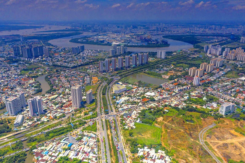 Theo các chuyên gia, muốn xây dựng bảng giá đất sát giá thị trường phải xác định được giá thị trường. Ảnh minh họa: HOÀNG GIANG Theo các chuyên gia, muốn xây dựng bảng giá đất sát giá thị trường phải xác định được giá thị trường. Ảnh minh họa: HOÀNG GIANG