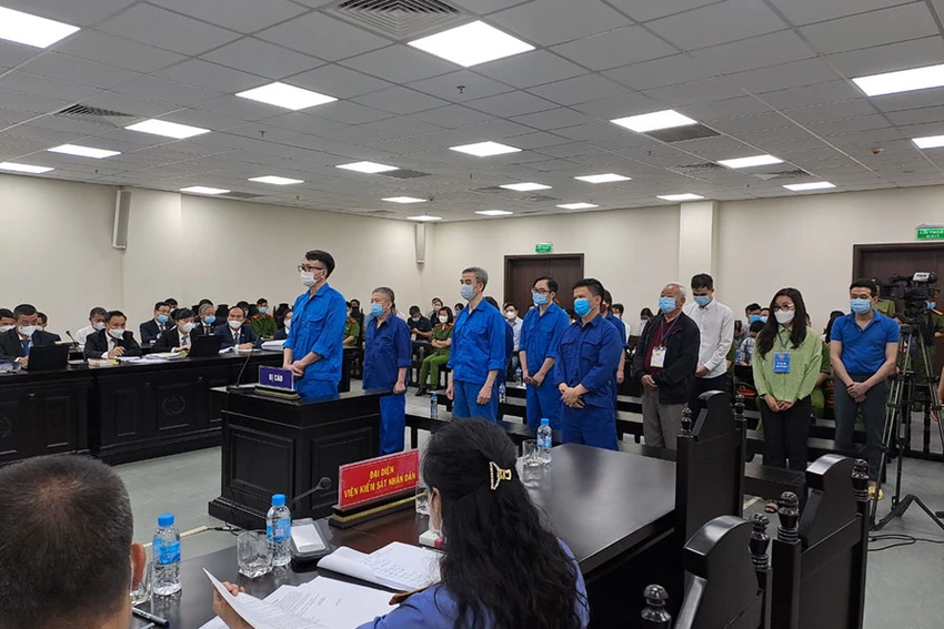 Các bị cáo tại tòa. Ảnh: HN Các bị cáo tại tòa. Ảnh: HN