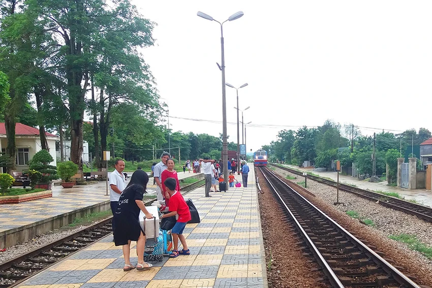 Tại hội nghị, các đại biểu đều nhận định hệ thống đường sắt Việt Nam đang rất lạc hậu. Ảnh: VIẾT LONG Tại hội nghị, các đại biểu đều nhận định hệ thống đường sắt Việt Nam đang rất lạc hậu. Ảnh: VIẾT LONG