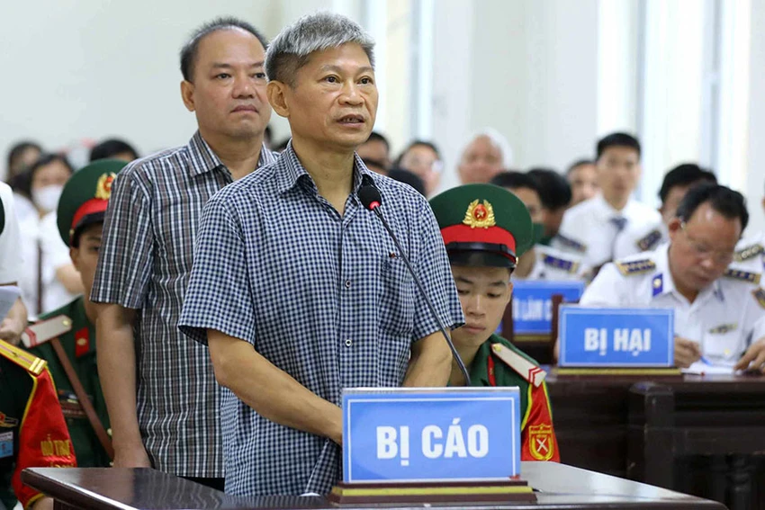 Bị cáo Nguyễn Văn Sơn tại tòa. Ảnh: TTXVN