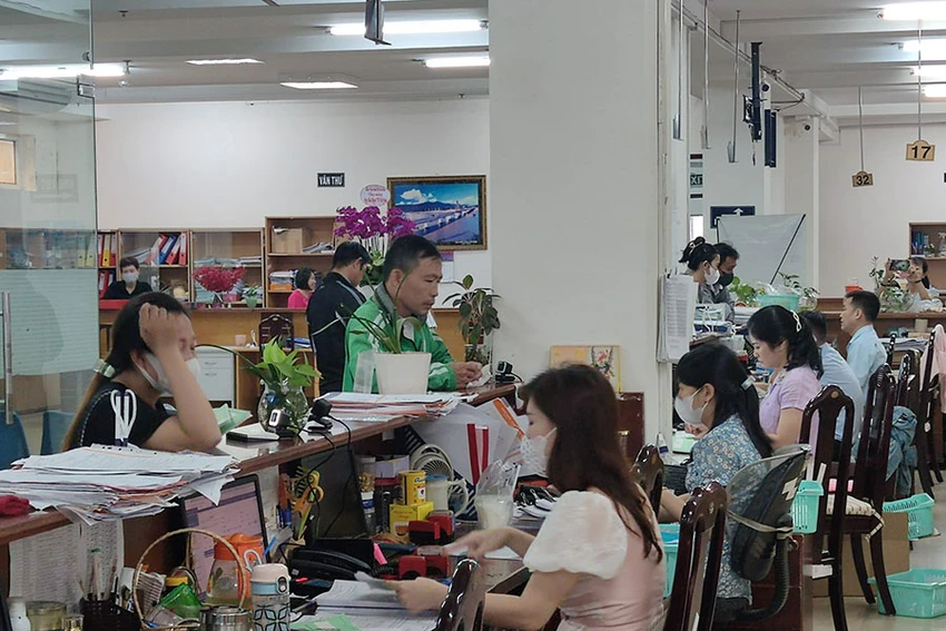 Bắt đầu từ ngày 14-8, cơ quan BHXH TP.HCM sẽ chi trả lương hưu, trợ cấp BHXH theo mức tăng mới. Ảnh: NGUYỄN HIỀN Bắt đầu từ ngày 14-8, cơ quan BHXH TP.HCM sẽ chi trả lương hưu, trợ cấp BHXH theo mức tăng mới. Ảnh: NGUYỄN HIỀN