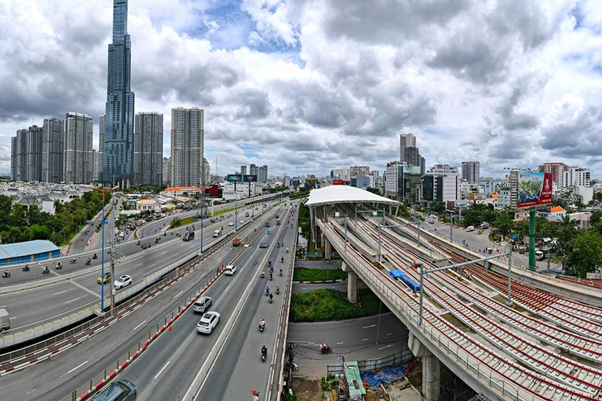 Mô hình TOD sẽ giúp TP khai thác tối đa hiệu quả sử dụng đất, trước mắt là các nhà ga metro số 1, nút giao vành đai 3. Ảnh: ĐÀO TRANG