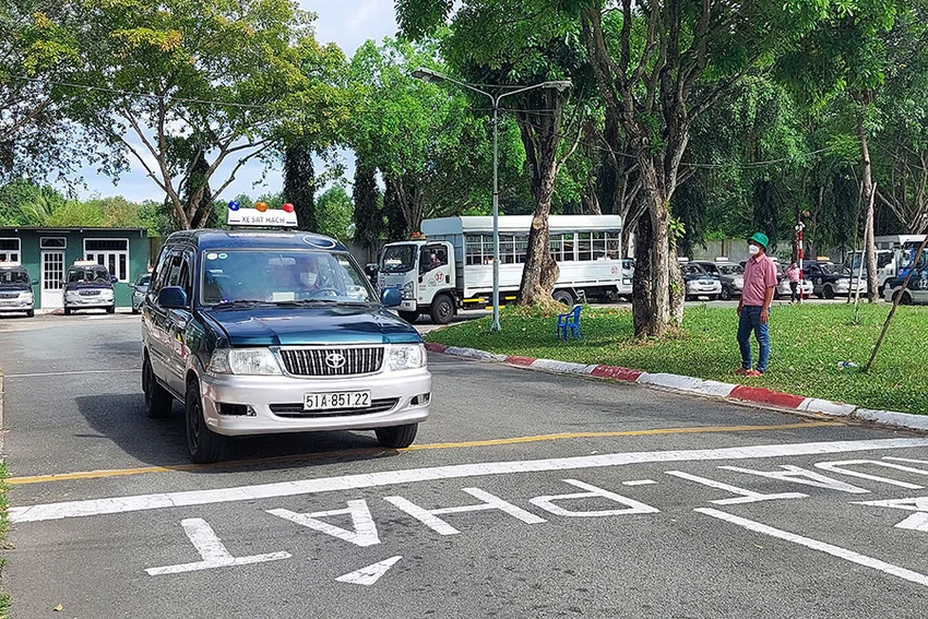 Bộ Công an không quản lý đào tạo, sát hạch, cấp giấy phép lái xe mà giữ nguyên như quy định hiện hành. Ảnh: THY NHUNG Bộ Công an không quản lý đào tạo, sát hạch, cấp giấy phép lái xe mà giữ nguyên như quy định hiện hành. Ảnh: THY NHUNG