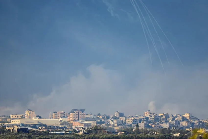 Israel tấn công Gaza