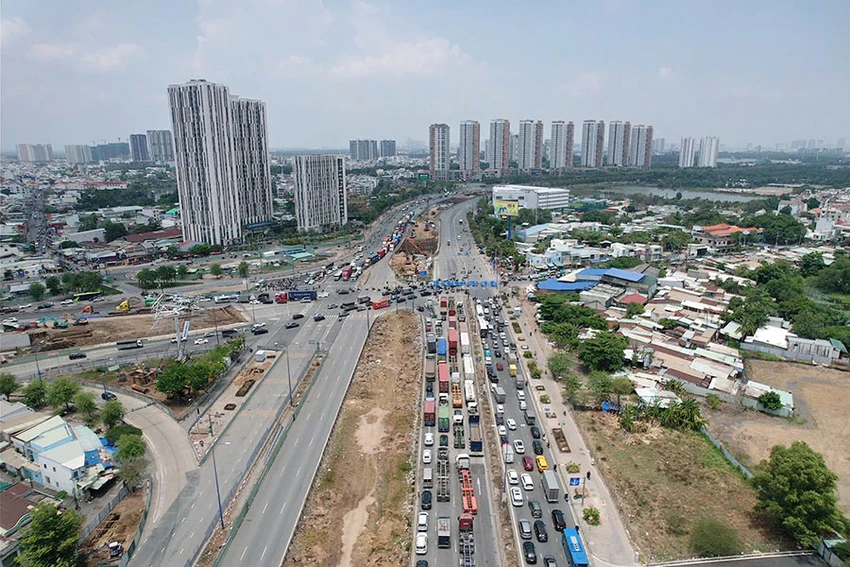 TP.HCM tháo gỡ các nút thắt cổ chai