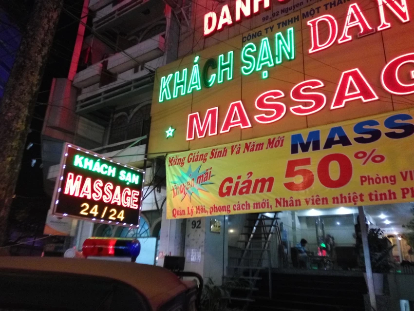 Khách sạn phục vụ massage kiêm kích dục 24/24 ảnh 2