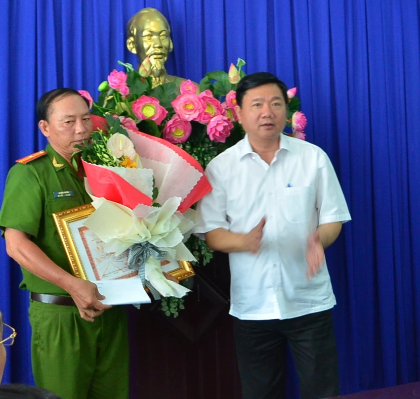 Bí thư Thăng: Công an phải làm tội phạm khiếp đảm ảnh 1 Bí thư Thăng: Công an phải làm tội phạm khiếp đảm ảnh 1