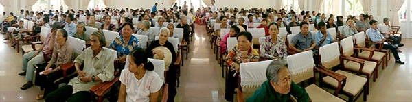 Báo Pháp Luật TP.HCM trao 200 phần quà cho người nghèo Nhà Bè ảnh 5 Báo Pháp Luật TP.HCM trao 200 phần quà cho người nghèo Nhà Bè ảnh 5