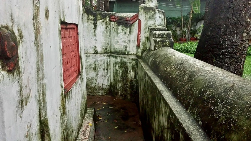 Kỳ bí khu mộ cổ hơn trăm năm trong Công viên Tao Đàn ảnh 8