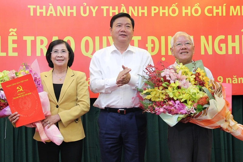 Hai nguyên lãnh đạo TP.HCM chính thức nghỉ hưu ảnh 1 Hai nguyên lãnh đạo TP.HCM chính thức nghỉ hưu ảnh 1