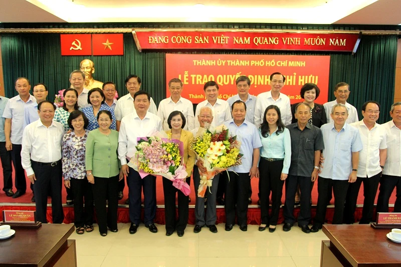 Hai nguyên lãnh đạo TP.HCM chính thức nghỉ hưu ảnh 6 Hai nguyên lãnh đạo TP.HCM chính thức nghỉ hưu ảnh 6