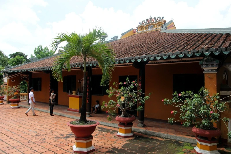 Ngôi chùa gần 300 năm tuổi giữa lòng thành phố ảnh 5 Ngôi chùa gần 300 năm tuổi giữa lòng thành phố ảnh 5