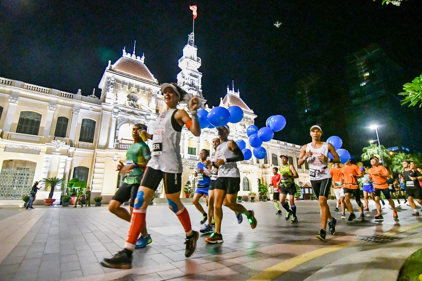Những hình ảnh ấn tượng ở giải Marathon Quốc tế TP.HCM ảnh 2 Những hình ảnh ấn tượng ở giải Marathon Quốc tế TP.HCM ảnh 2