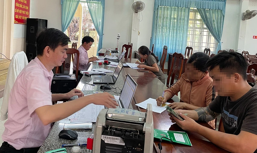 mãn hạn tù