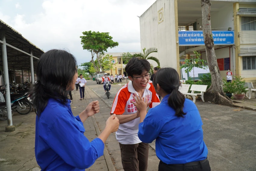 bến tre toán 2.jpg