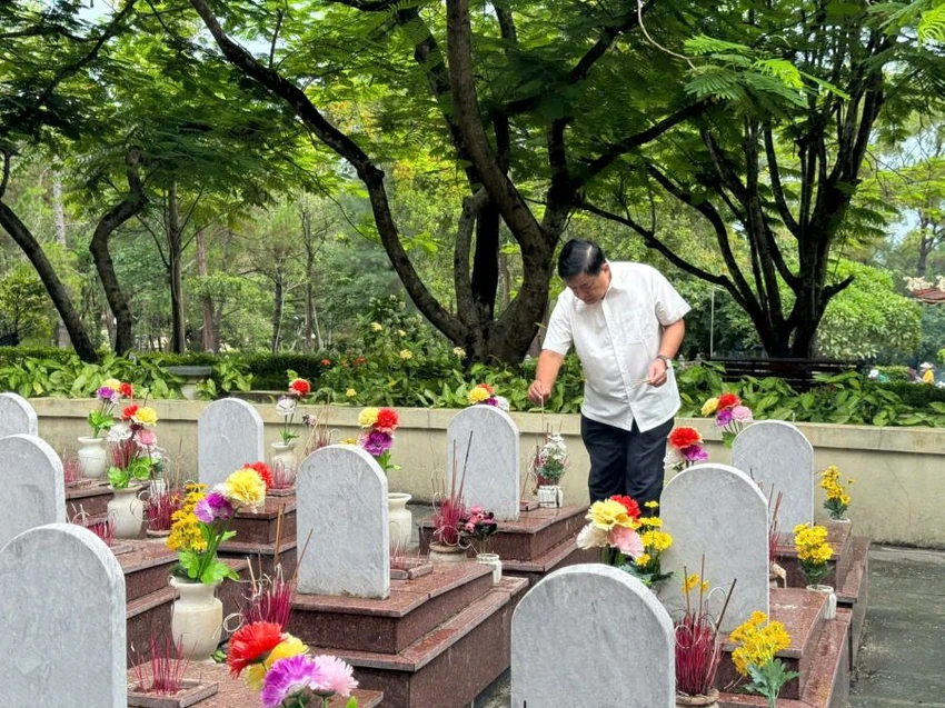 nghĩa trang liệt sĩ